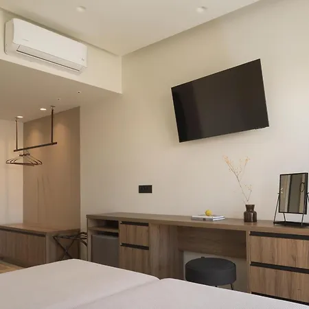 מלון Sergios הרסוניסוס