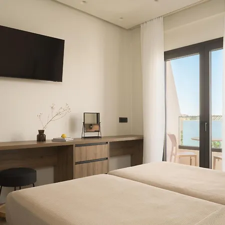 Hotel Sergios 3*