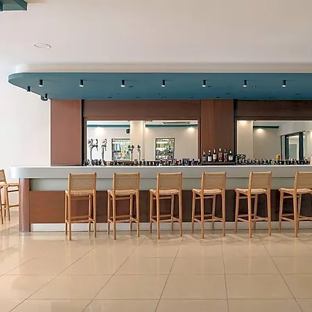 Sergios Hotel 4*