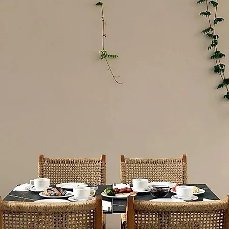 Hotel Sergios 4*
